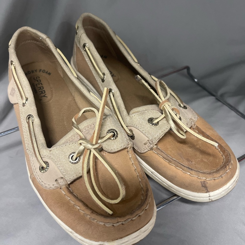 Sperry Women's Tan and Cream with Gold Touch